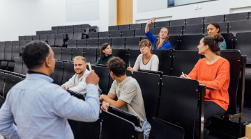 Studierende in einer Informationsveranstaltung